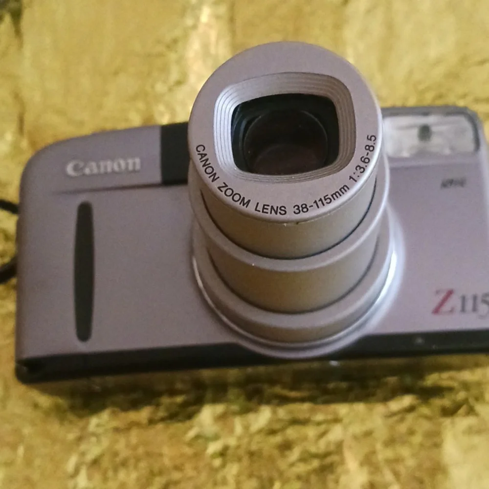 Camera - Picture 10 of 12